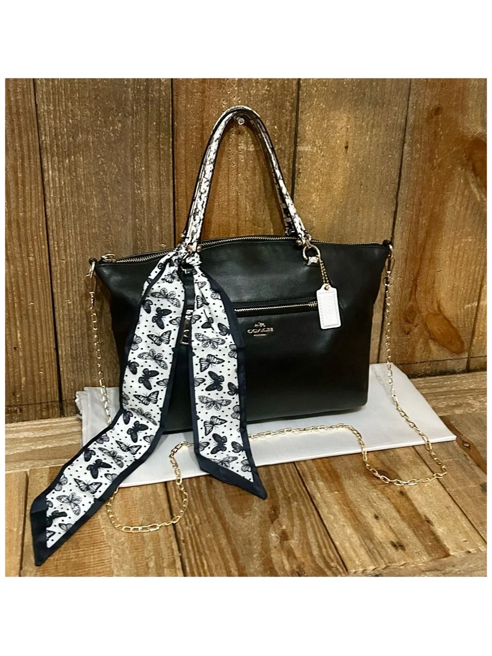 Coach: 5 Piece Set: Prairie Python Satchel with Free Wristlet, Scarfs & Dust Bag